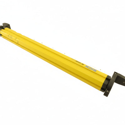 M40S-025010ER0