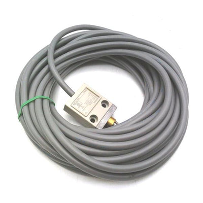 D4C-1D02