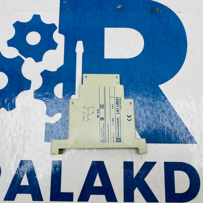 LA1-LB031