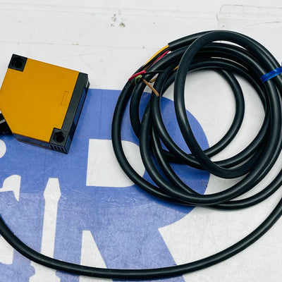 OMRON E3JK-R2R2