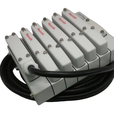 R480253718