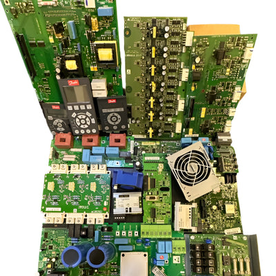 176F8559