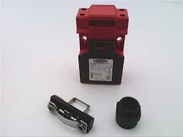 F3SJ-A0395P30-D-S