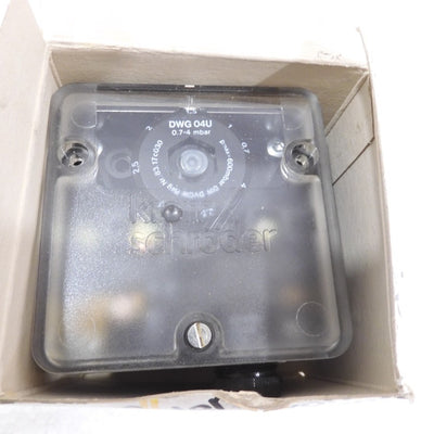 DWG-04U