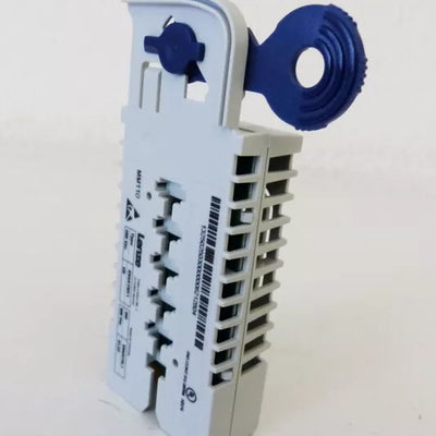 Lenze E94AYM11