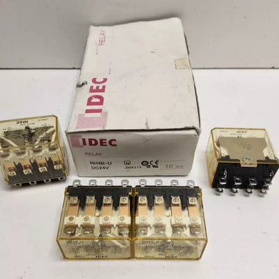 IDEC RH4B-U-DC24V