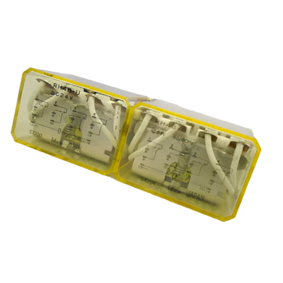 IDEC RH4B-UAC24V