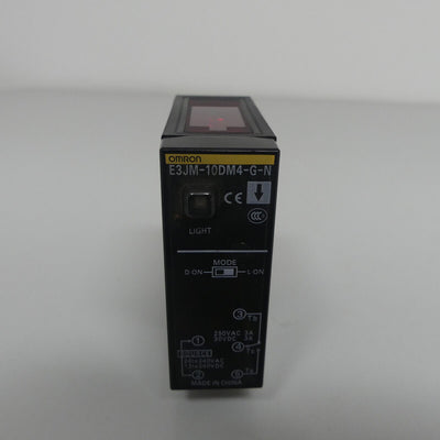 OMRON E3JM-10DM4-GN