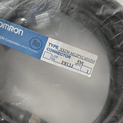 OMRON XS2W-M12PVC4SS5M
