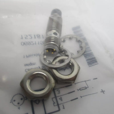BALLUFF BESM08EB-POC40F-S49G