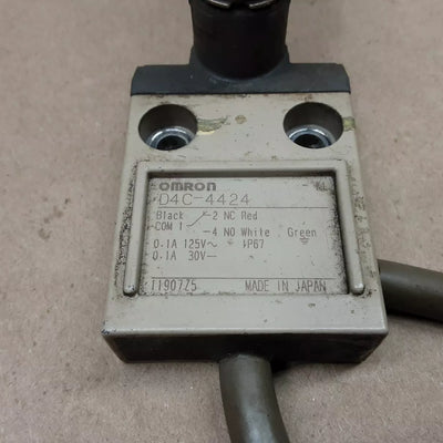 OMRON D4C-4424