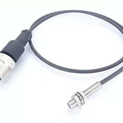 BALLUFF BES 516-3005-G-E4-C-S4-00,5