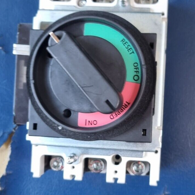 Mitsubishi Electric NV225-CWU3-150