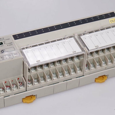 Omron SRT2-OD16T-1