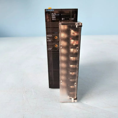 OMRON CJ1W-DA08V