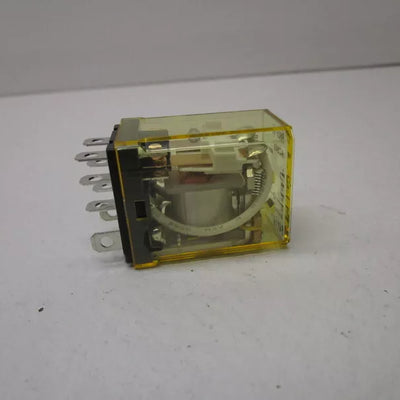 IDEC RH2B-ULAC24V