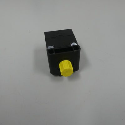 BALLUFF BES0216