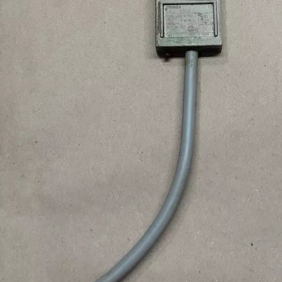 OMRON D4C-3202