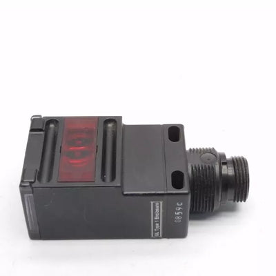 Omron E3JU-25DM4-MN1