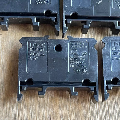IDEC BN15MWT
