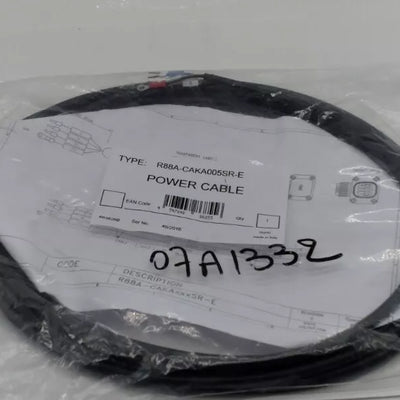 OMRON R88A-CAKA005SR-E
