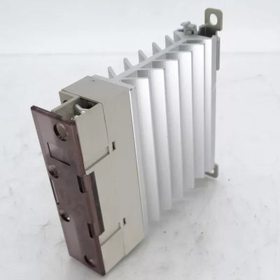 OMRON G3PB-215B-VD-DC12-24