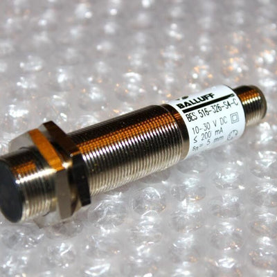 BALLUFF BES 516-326-S4-C