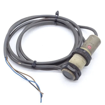 OMRON E3F2-DS10C4-N