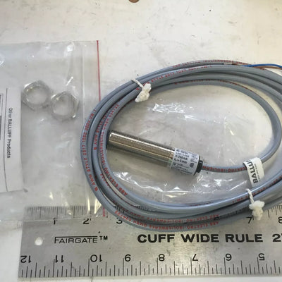 BALLUFF BES 516-426-BO-L