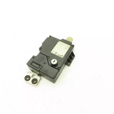IDEC HS1E-740