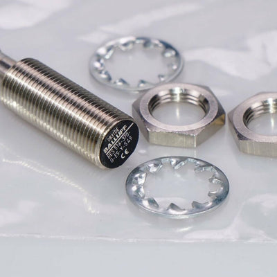 BALLUFF BES 516-370-G-E5-Y-S49