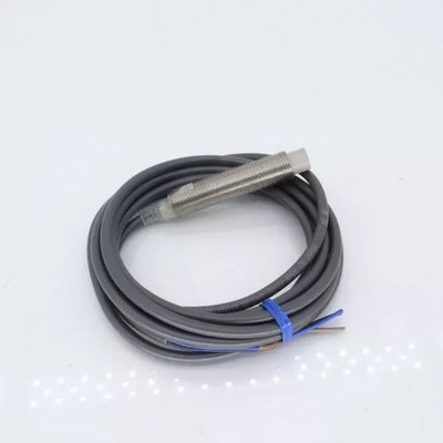 OMRON E2E2-X5MC1