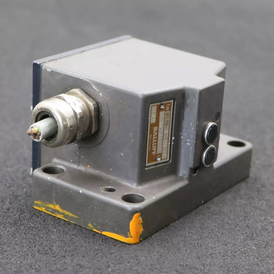 BALLUFF BES 516-B2 TH 12 602-11