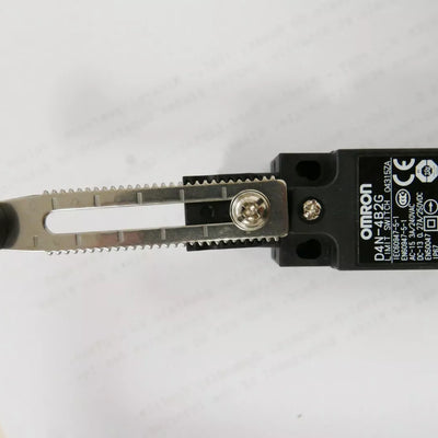 OMRON D4N-4B2G