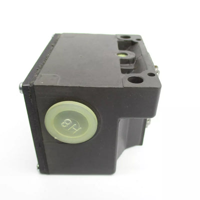BALLUFF BNS543-B4-R12-61-12-10