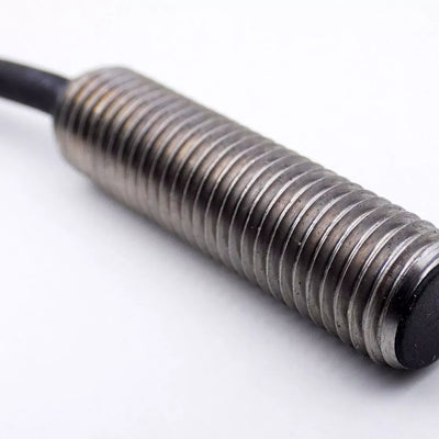 BALLUFF BES 516-324-E4-C-S4-00,2
