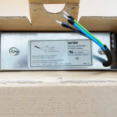 Lenze E82ZZ37112B210