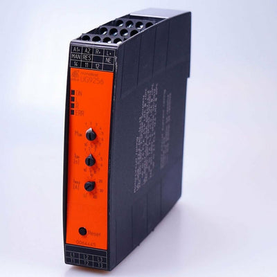 DOLD UG9256