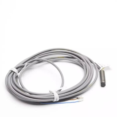 BALLUFF BES516-384-E4-C-03