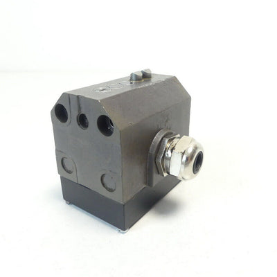 Balluff BNS 519-B5-D08 40-11