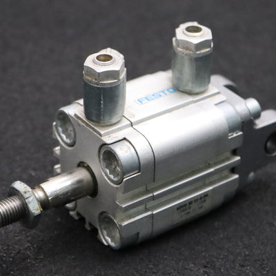 FESTO ADVU-32-15-A-P-A