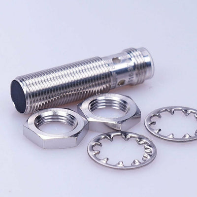 BALLUFF BES 516-370-G-E5-C-S4
