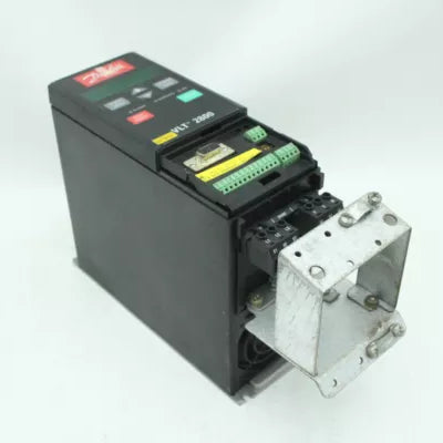 Danfoss VLT2805PT4B20STR1DBF10A00